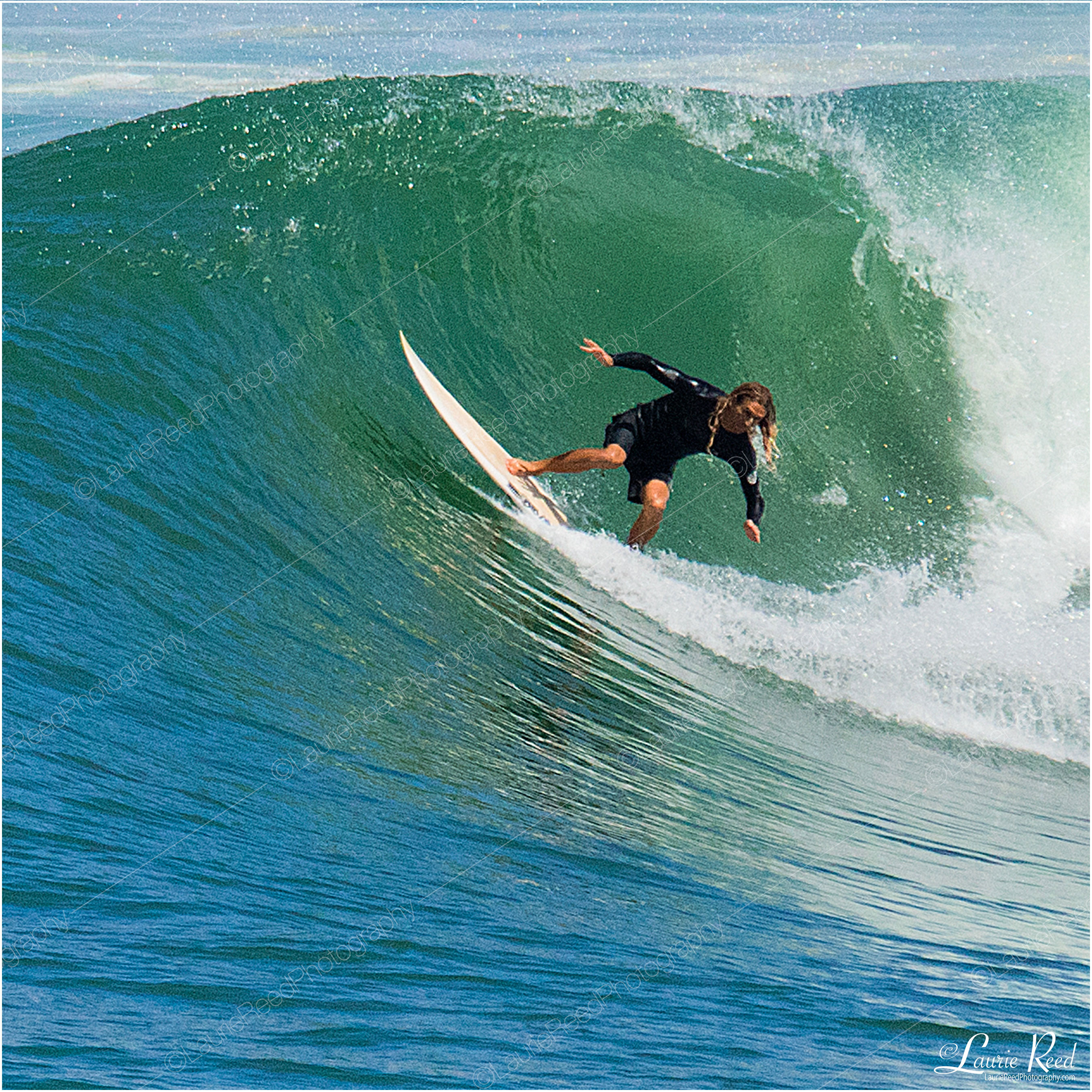 Surf Tunnel © Laurie Reed Photography